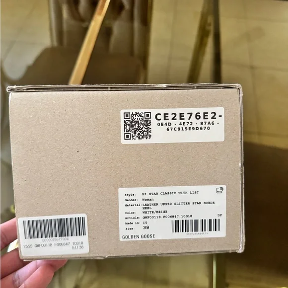 Golden Goose White and Tan Sneakers Distressed Leather - Picture 9 of 9